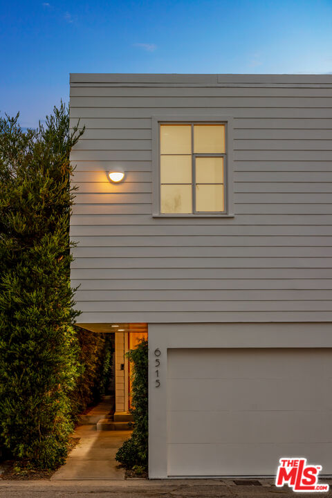 6515 Ocean Front Walk Playa del Rey, CA 90293 - Photo 45 of 54 Gallery Image 45
