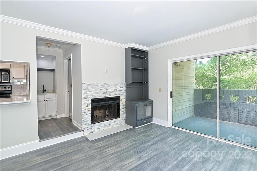 607 Queens Road, Unit B Charlotte, NC 28207 - Photo 10 of 20 Gallery Image 10