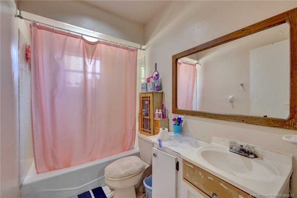 3166 Southeast Garden Street Stuart, FL 34997 - Photo 17 of 35