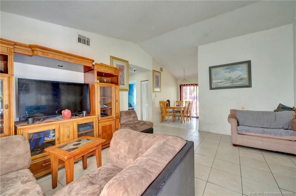 3166 Southeast Garden Street Stuart, FL 34997 - Photo 23 of 35