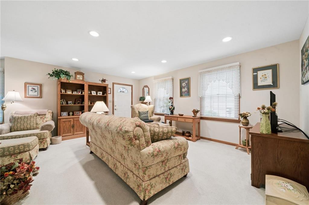 100 Unity Square Greensburg, PA 15601 - Photo 5 of 37