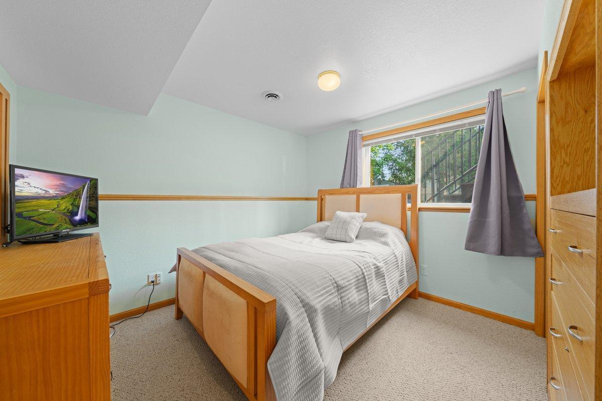 735 Laura Street Prescott, WI 54021 - Photo 23 of 29 Gallery Image 23