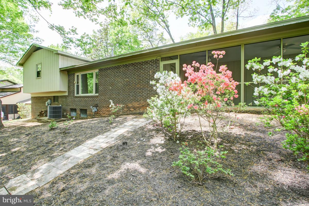2409 Myrtle Lane Reston, VA 20191 - Photo 30 of 30 Four sides brick with some siding