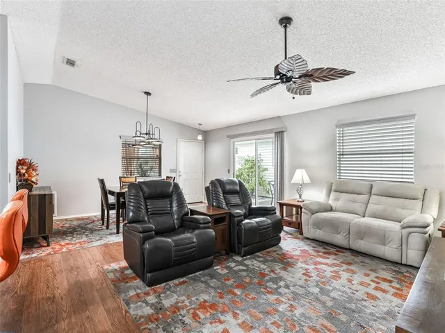 $294,900 | 444 Hildalgo Drive, The Villages, FL 32159