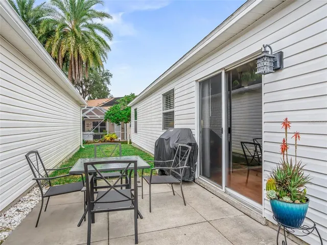 $294,900 | 444 Hildalgo Drive, The Villages, FL 32159