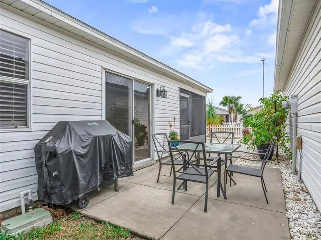 $294,900 | 444 Hildalgo Drive, The Villages, FL 32159