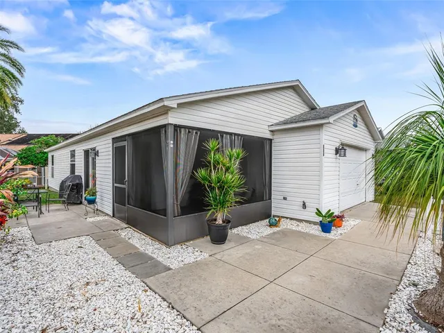 $294,900 | 444 Hildalgo Drive, The Villages, FL 32159