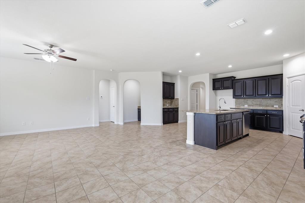 4312 Lost Creek Road Denton, TX 76210 - Photo 9 of 40