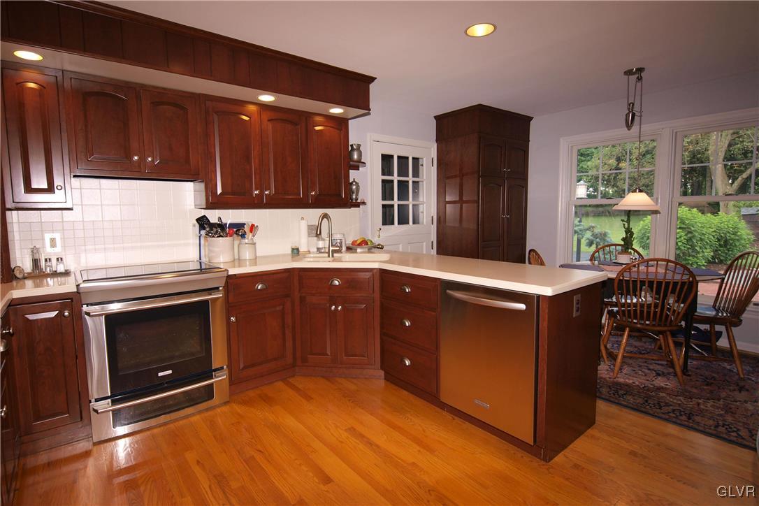 3896 Lilac Road Allentown, PA 18103 - Photo 13 of 42 Gallery Image 13