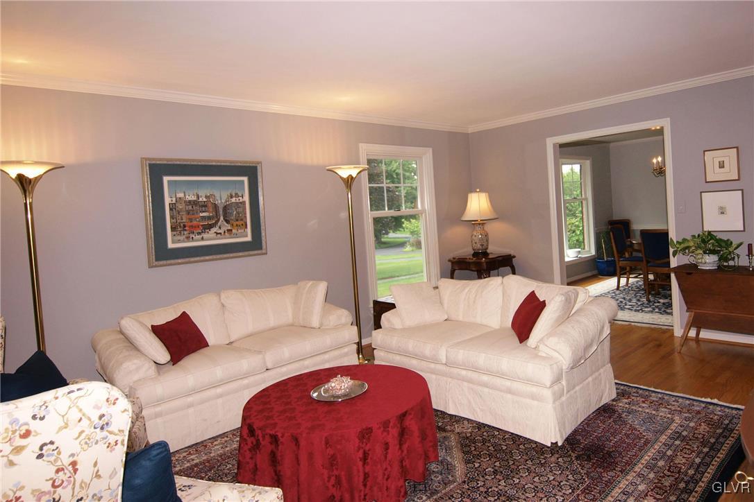 3896 Lilac Road Allentown, PA 18103 - Photo 7 of 42 Gallery Image 7