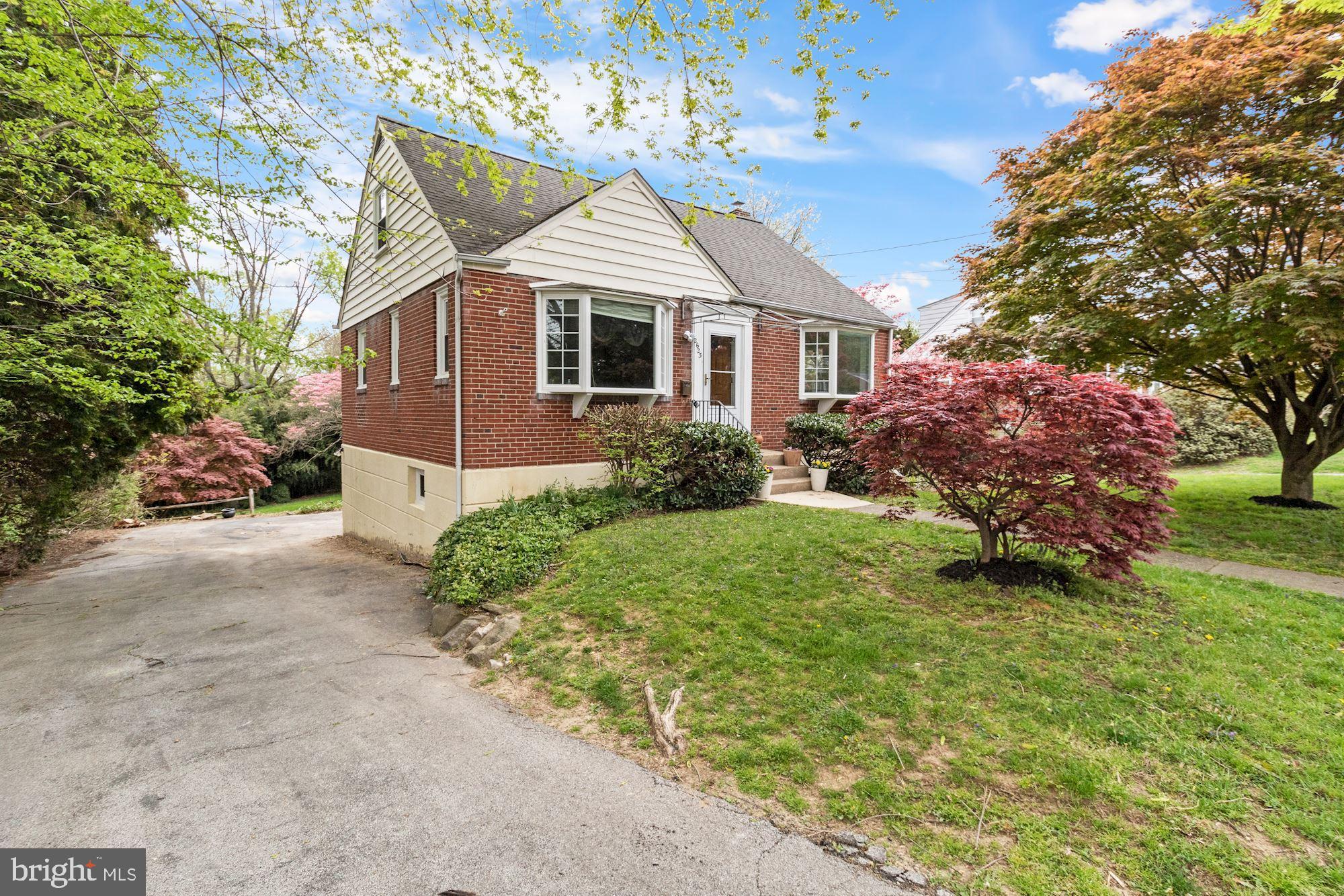 2623 Radcliffe Road Broomall, PA 19008 - Photo 2 of 24 Gallery Image 2
