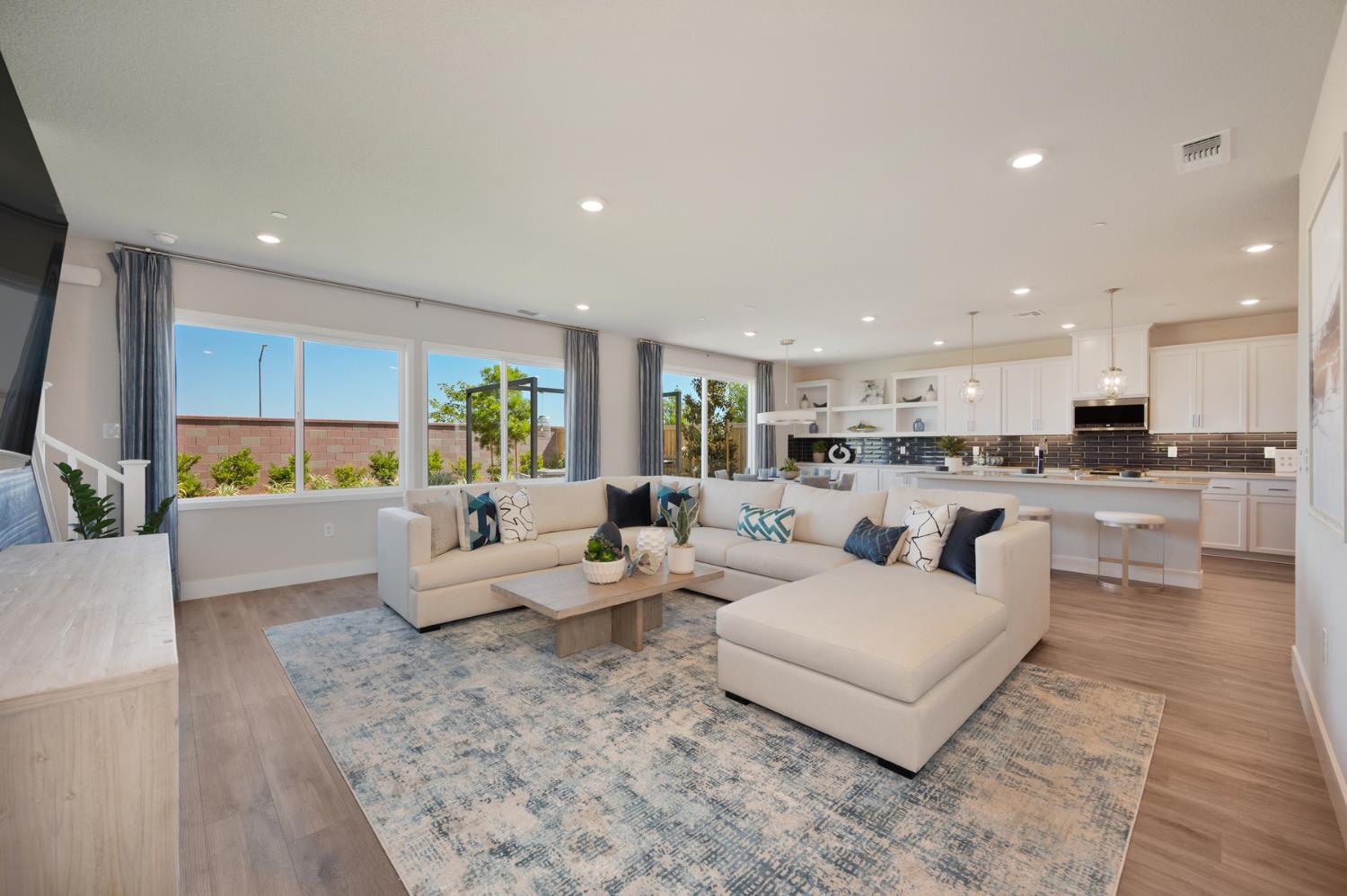 12074 Mircado Way Rancho Cordova, CA 95742 - Photo 13 of 57