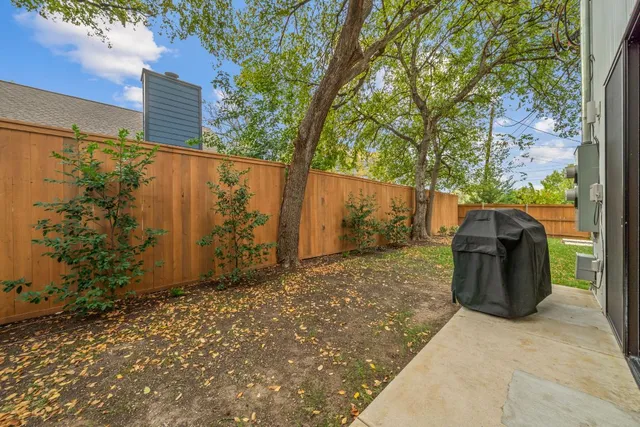 a view of a outdoor space