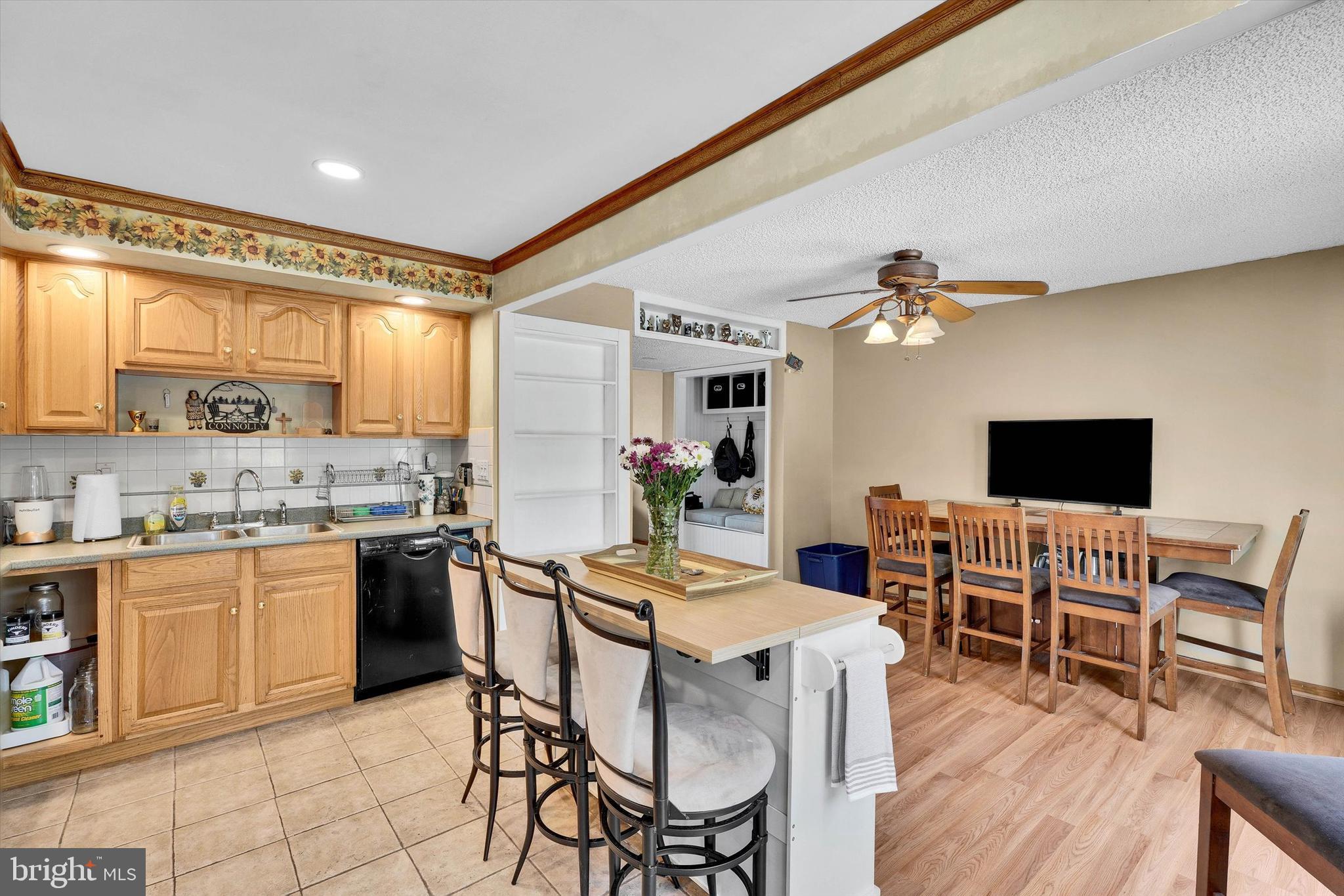 12402 Medford Road Philadelphia, PA 19154 - Photo 8 of 31