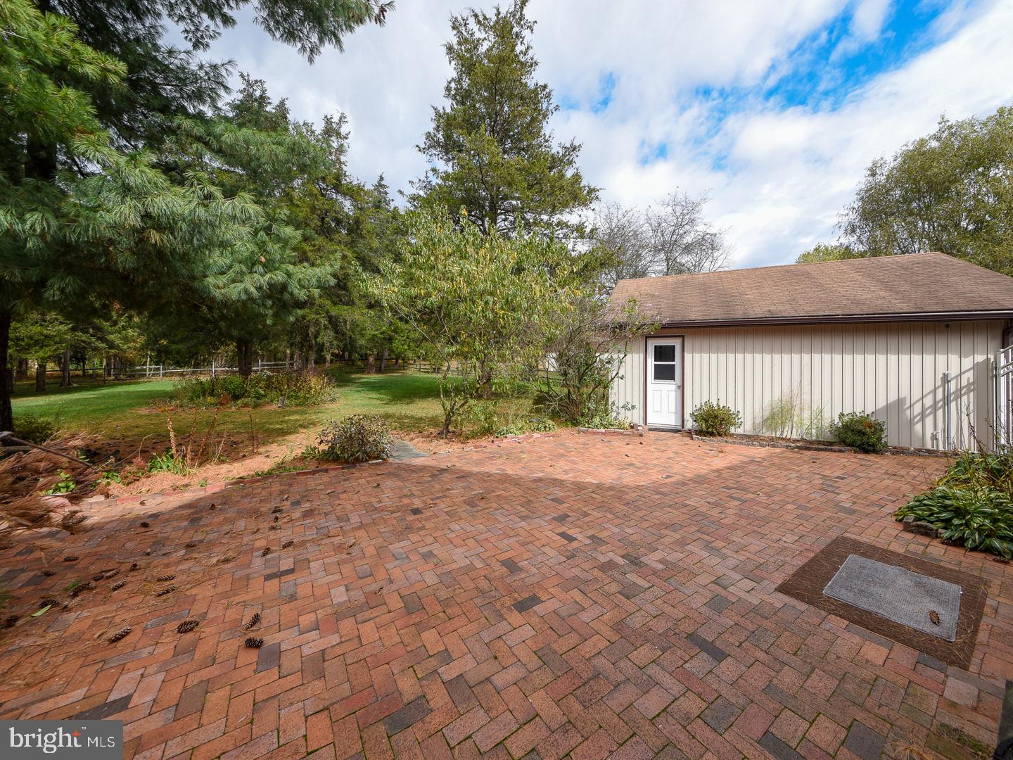 1457 Newman Road Pennsburg, PA 18073 - Photo 31 of 38 Gallery Image 31