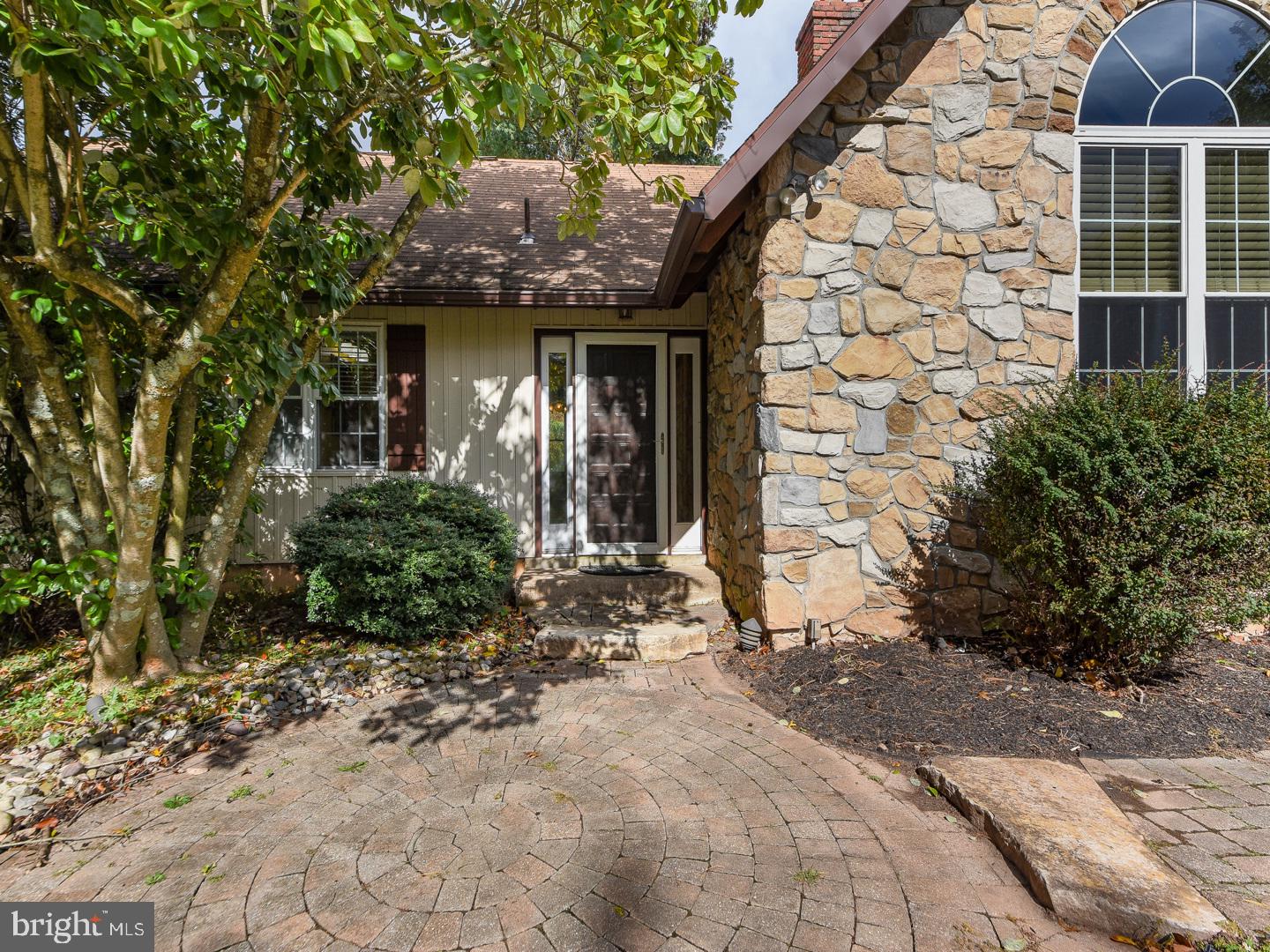 1457 Newman Road Pennsburg, PA 18073 - Photo 5 of 38 Gallery Image 5