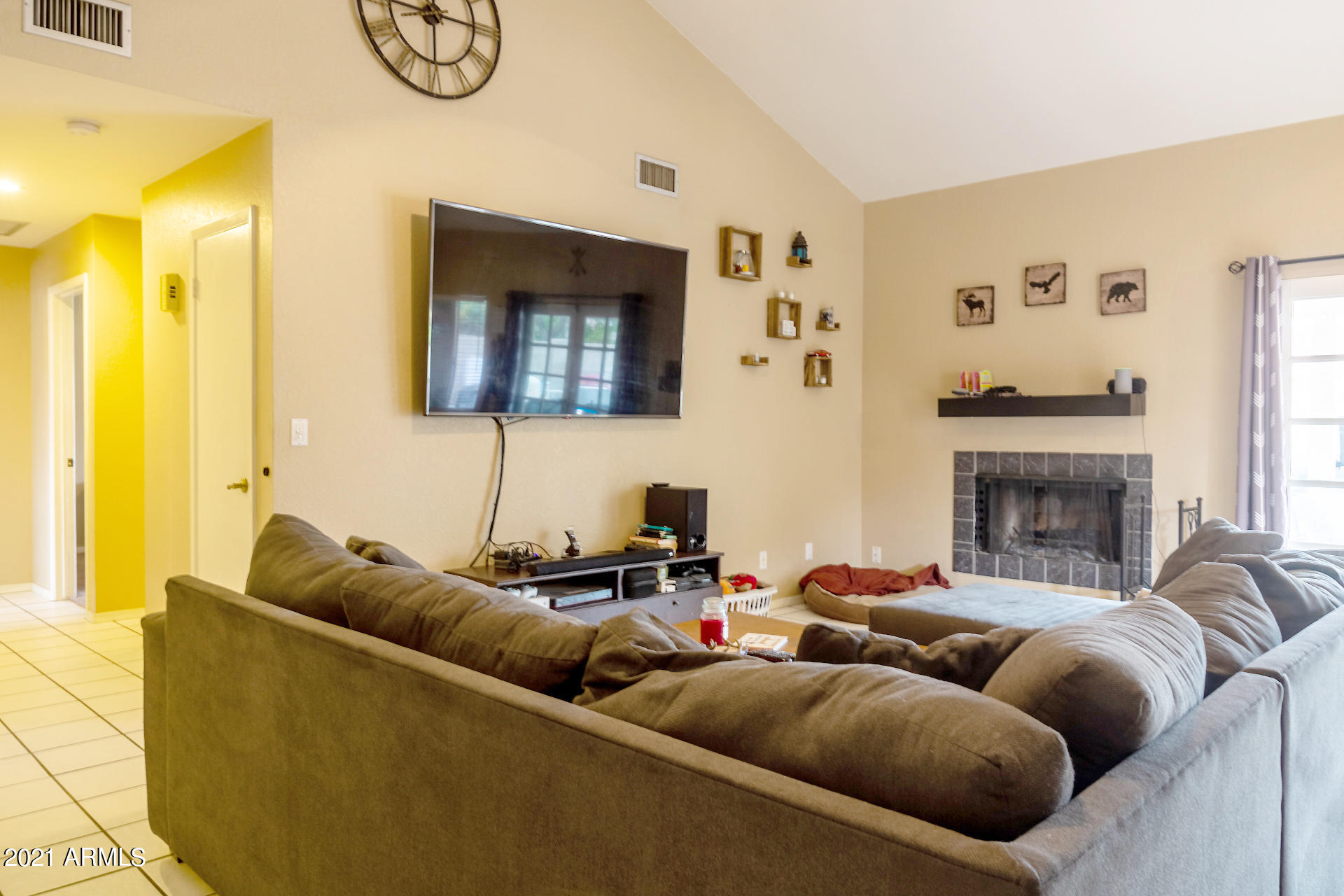 2107 East Hearn Road Phoenix, AZ 85022 - Photo 6 of 23 2107 E. Hearn Rd., Scottsdale, AZ 85254