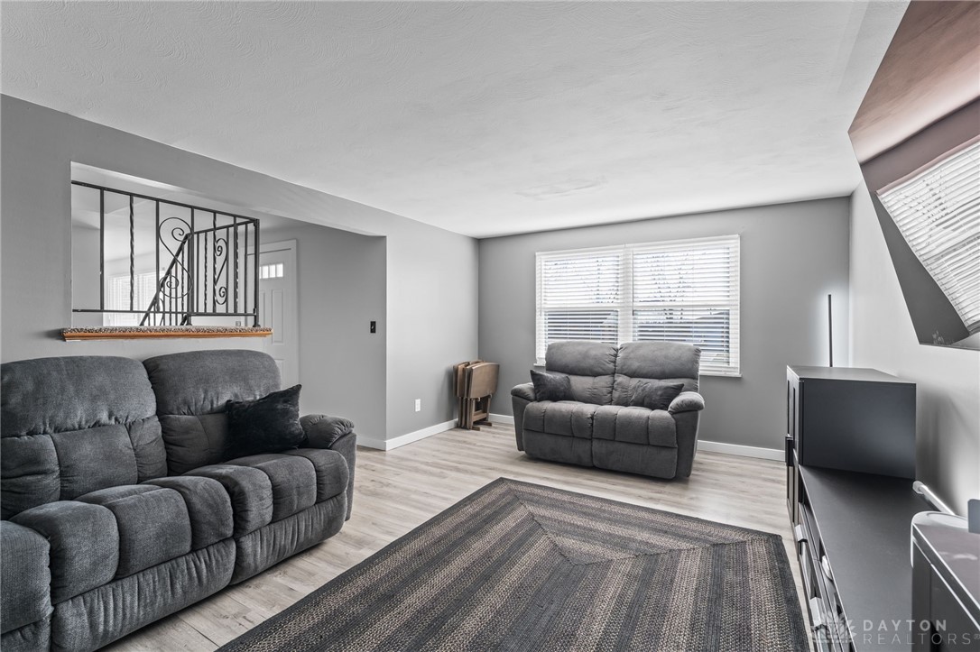 5917 Longford Road Dayton, OH 45424 - Photo 11 of 43