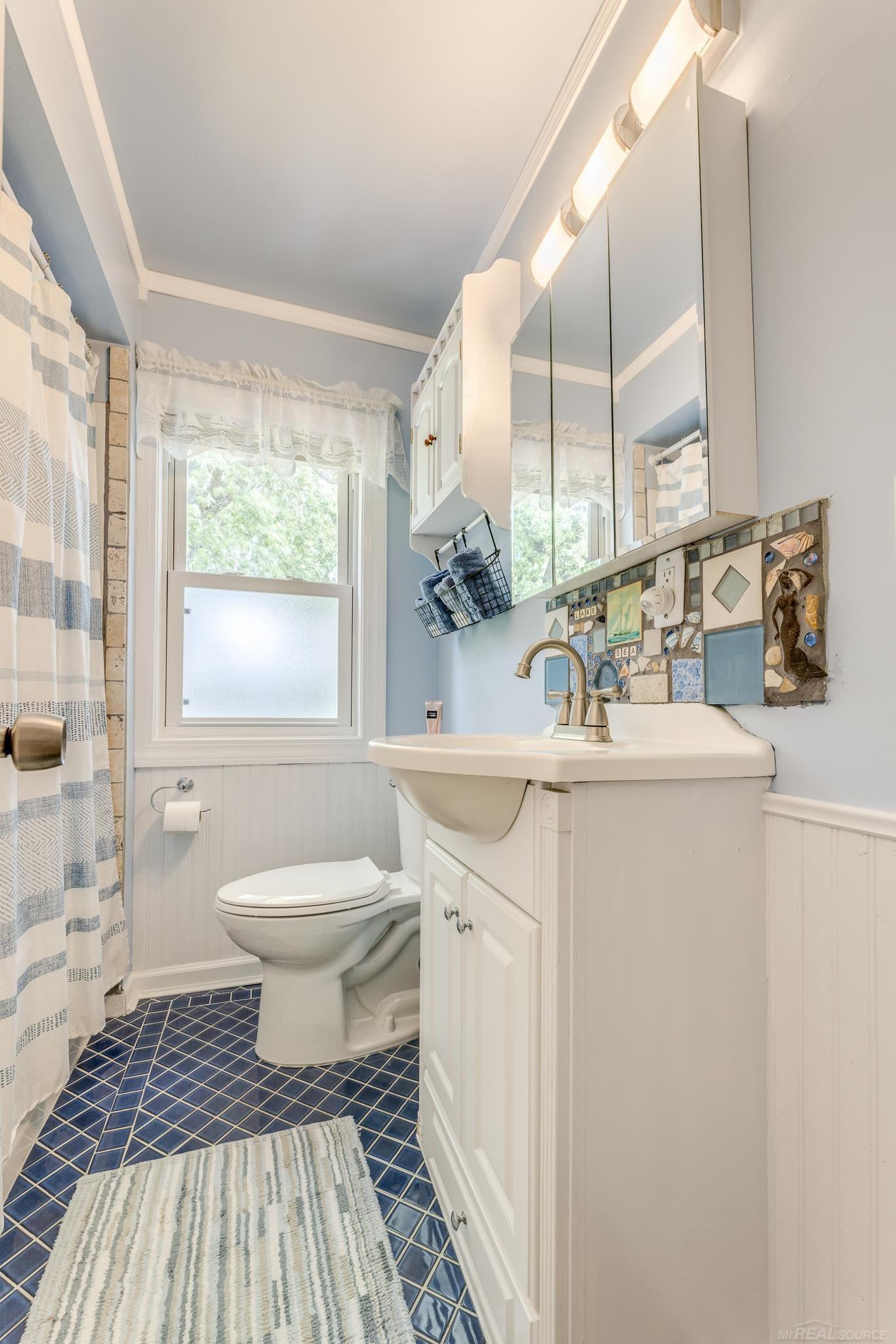 7093 Lakeshore Road Lexington, MI 48450 - Photo 18 of 46 Full Bath