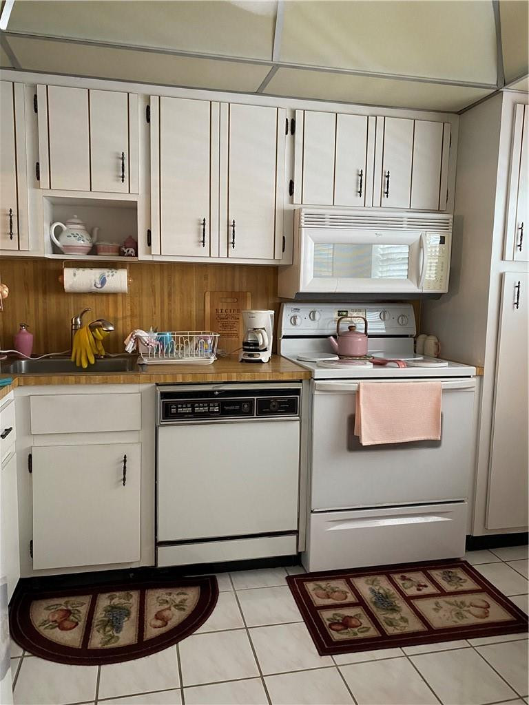 3521 Inverrary Drive, Unit 303 Lauderhill, FL 33319 - Photo 23 of 39 Photo 23