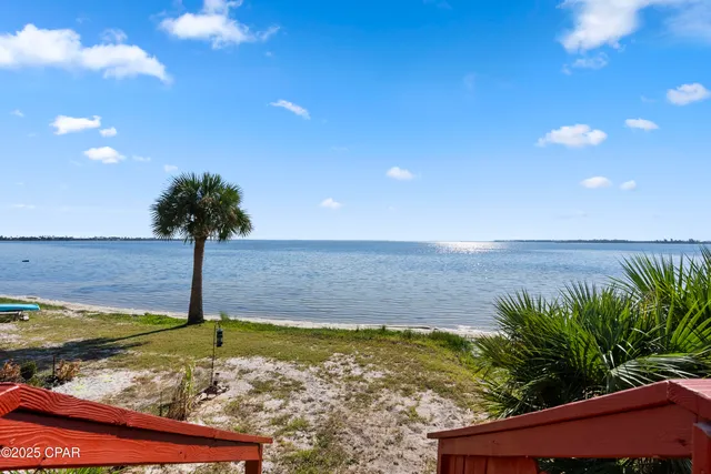 $2,100 | 6453 Oakshore Drive, Panama City, FL 32404