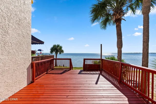 $2,100 | 6453 Oakshore Drive, Panama City, FL 32404