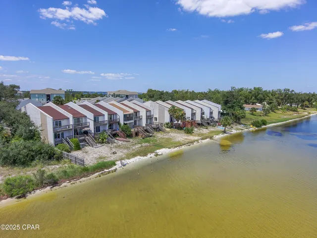 $2,100 | 6453 Oakshore Drive, Panama City, FL 32404