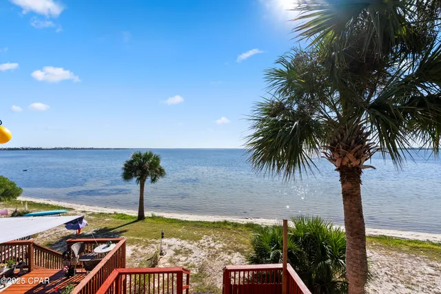 $2,100 | 6453 Oakshore Drive, Panama City, FL 32404