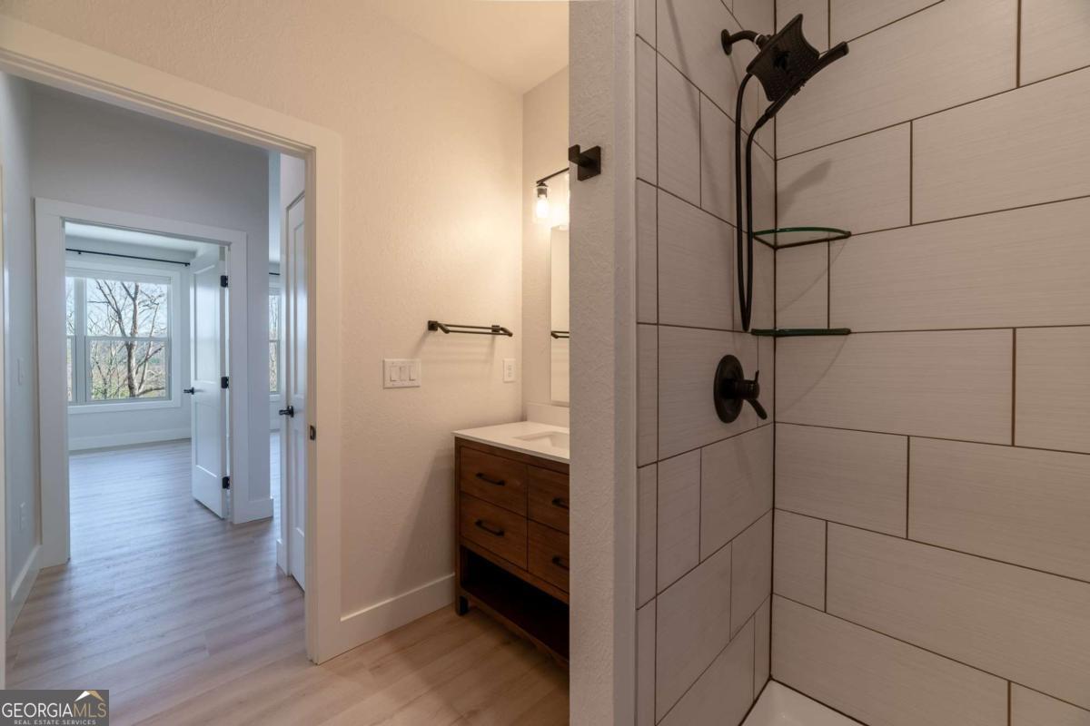802 Mull Valley Road Morganton, GA 30560 - Photo 34 of 75 a view of bathroom