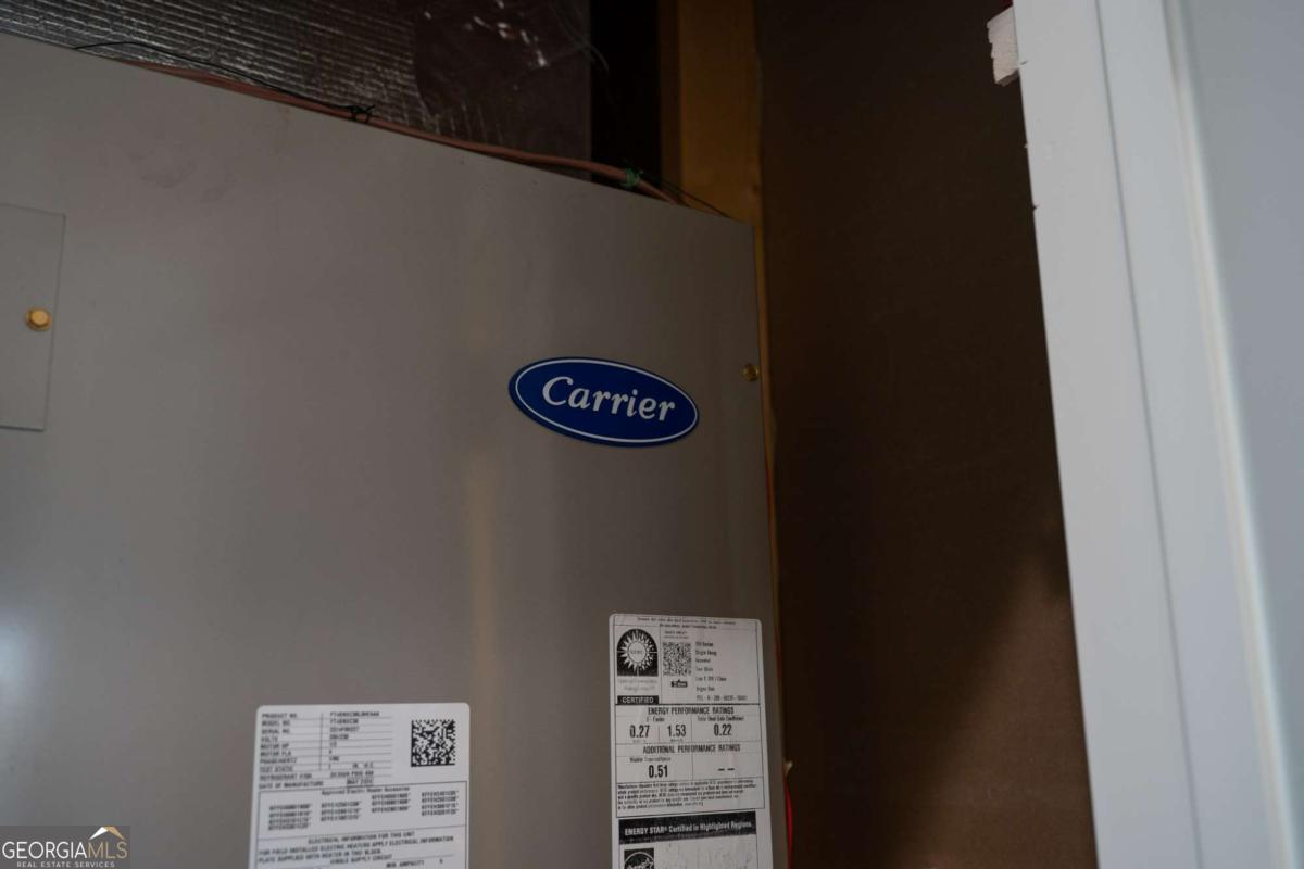 802 Mull Valley Road Morganton, GA 30560 - Photo 62 of 75 a close up of a wall