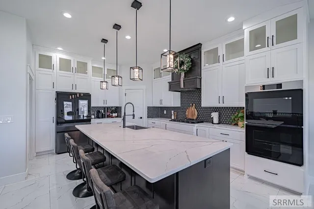 $749,900 | 834 East 1580 North, Shelley, ID 83274