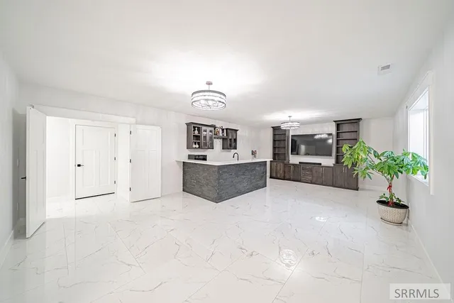 $749,900 | 834 East 1580 North, Shelley, ID 83274