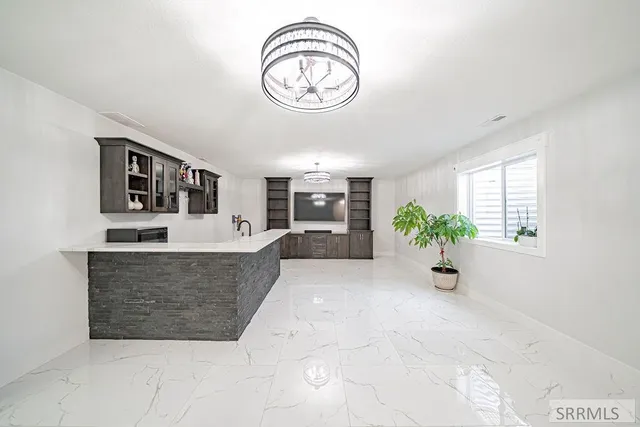 $749,900 | 834 East 1580 North, Shelley, ID 83274