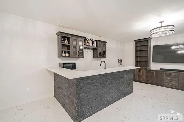 $749,900 | 834 East 1580 North, Shelley, ID 83274