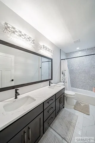 $749,900 | 834 East 1580 North, Shelley, ID 83274