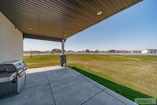 $749,900 | 834 East 1580 North, Shelley, ID 83274