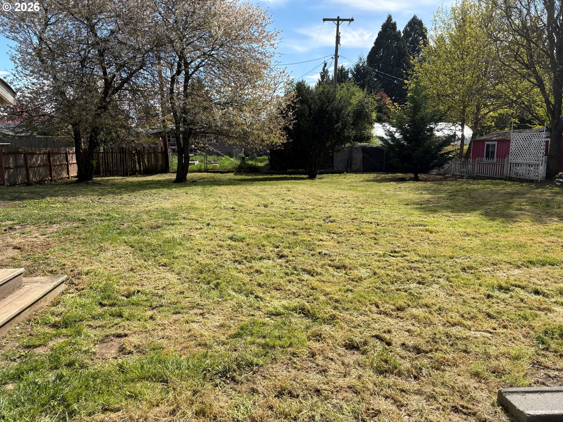 200 Azalea Drive Eugene, OR 97404 - Photo 26 of 27