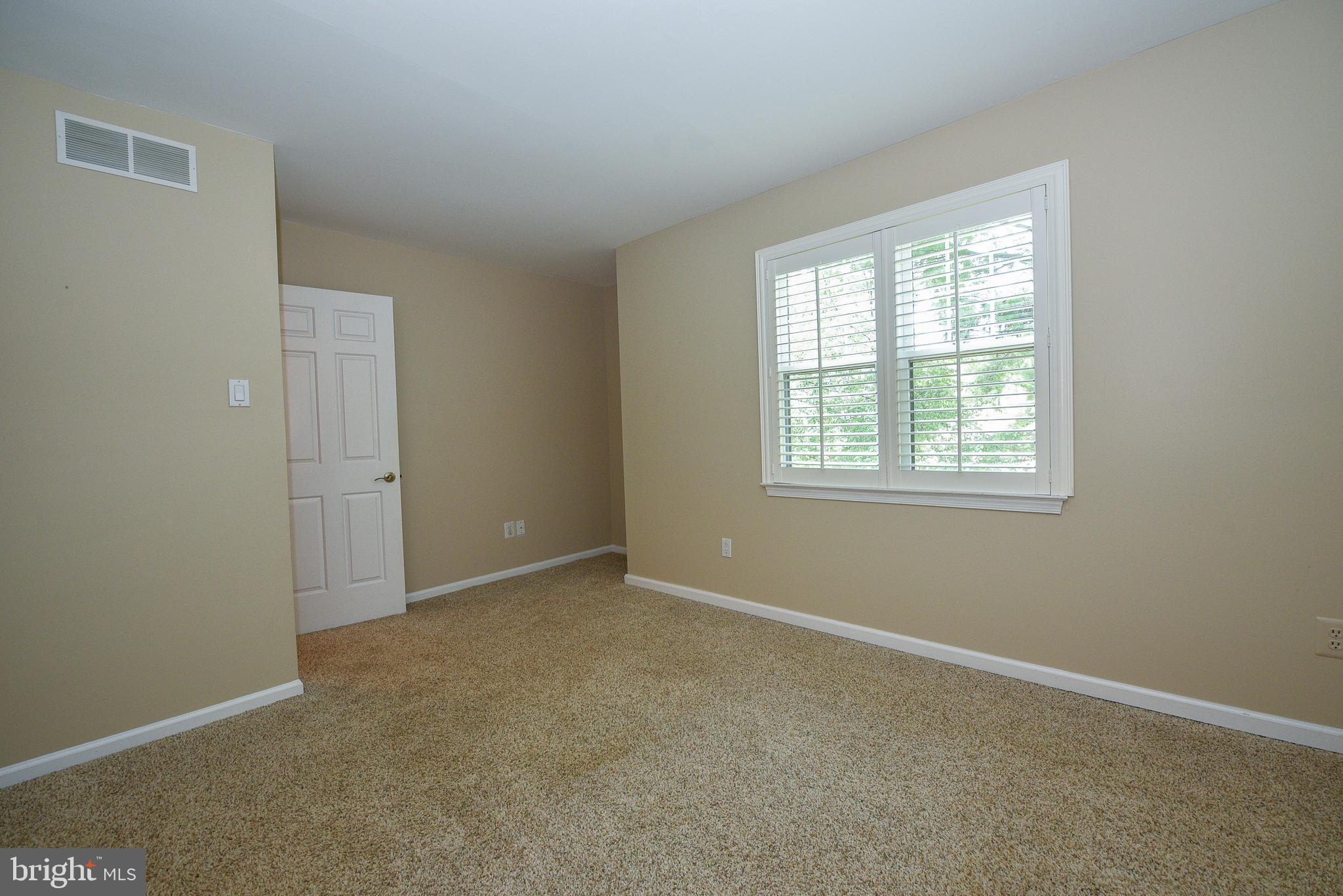 429 Eagle Road Wayne, PA 19087 - Photo 23 of 41 an empty room with windows