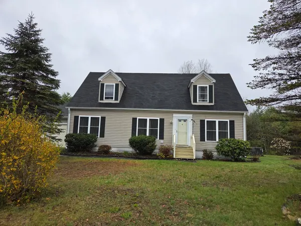 $415,000 | 121 Bellview Drive, Swanzey, NH 03446