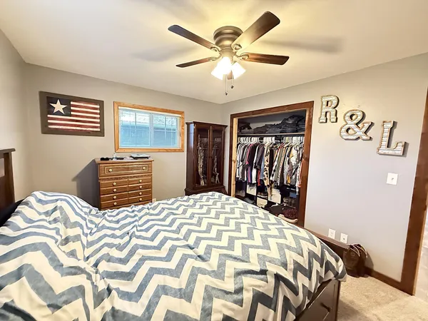 $274,900 | 137 West 4th Street, Cottonwood, MN 56229