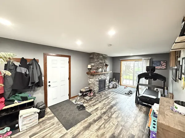 $274,900 | 137 West 4th Street, Cottonwood, MN 56229