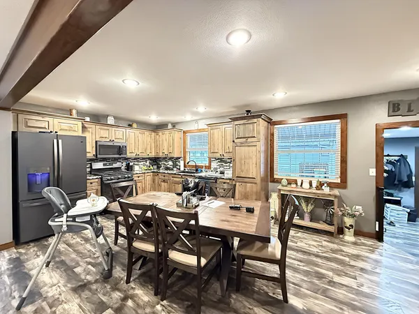 $274,900 | 137 West 4th Street, Cottonwood, MN 56229
