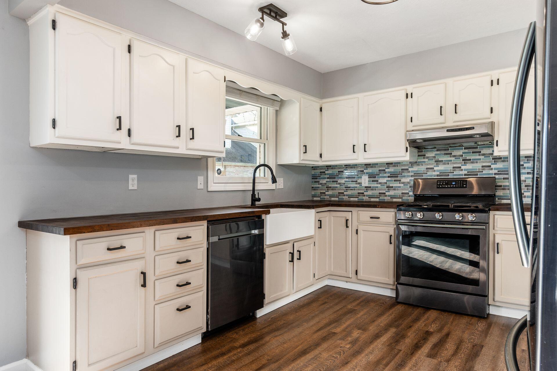 9499 Carroll Northern Road Pickerington, OH 43147 - Photo 12 of 66 Kitchen