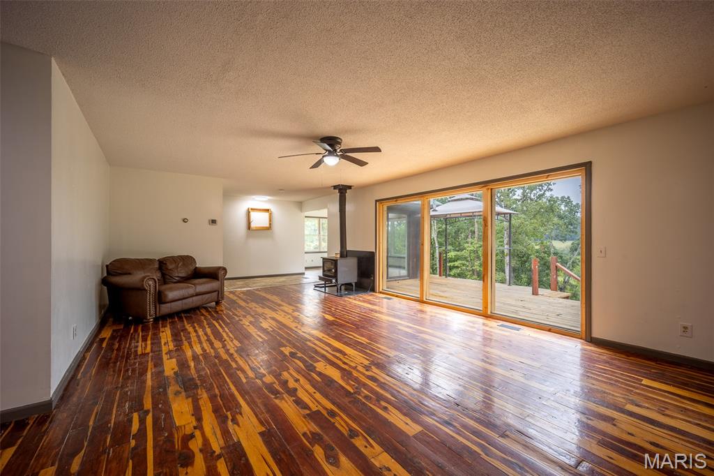 10300 Prescott Road Licking, MO 65542 - Photo 12 of 90