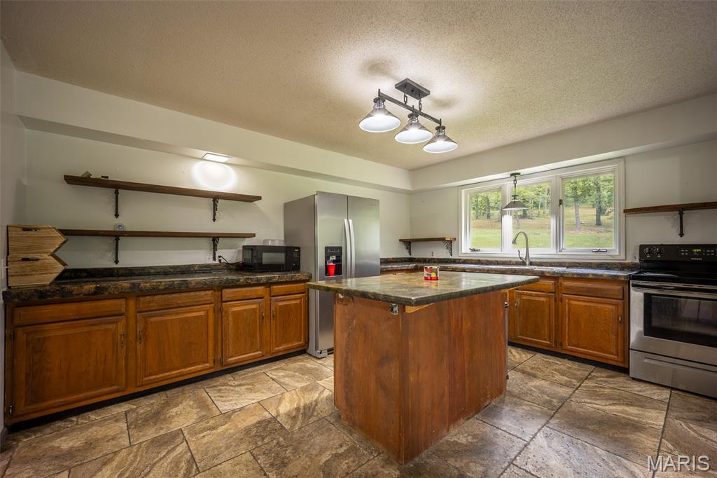 10300 Prescott Road Licking, MO 65542 - Photo 19 of 90