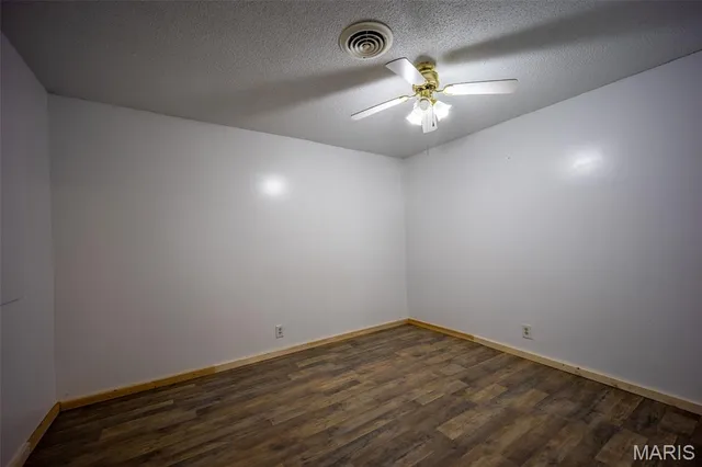 $539,000 | 10300 Prescott Road, Licking, MO 65542