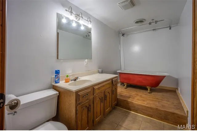 $539,000 | 10300 Prescott Road, Licking, MO 65542