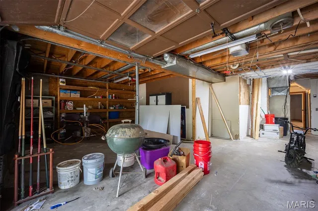 $539,000 | 10300 Prescott Road, Licking, MO 65542