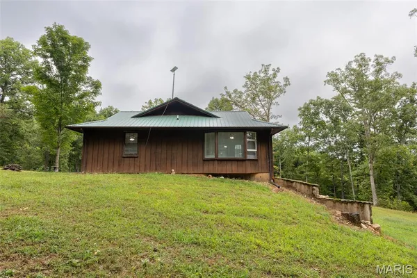 $499,000 | 10300 Prescott Road, Licking, MO 65542