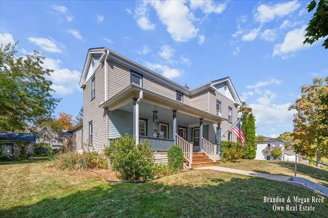 $285,000 | 112 South Grant Street, Portland, MI 48875